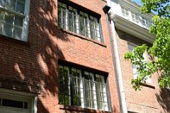 08 Edna St. Vincent Millay Wrote Pulitzer Prize Winning The Ballad of the Harp-Weaver While At 75 And Half Bedford St The Narrowest House In New York Greenwich Village